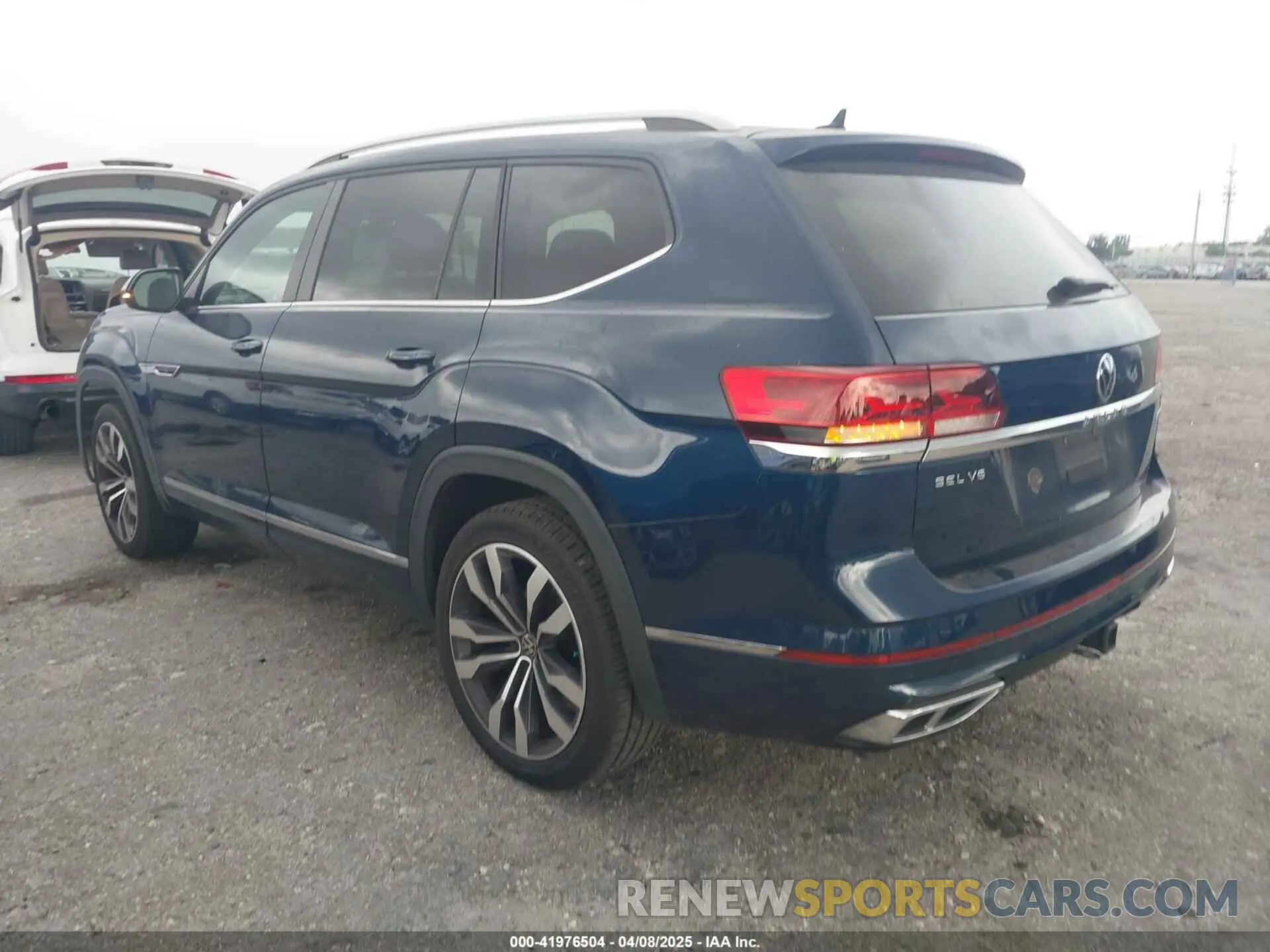 3 Фотография поврежденного автомобиля 1V2SR2CA5MC548769 VOLKSWAGEN ATLAS 2021