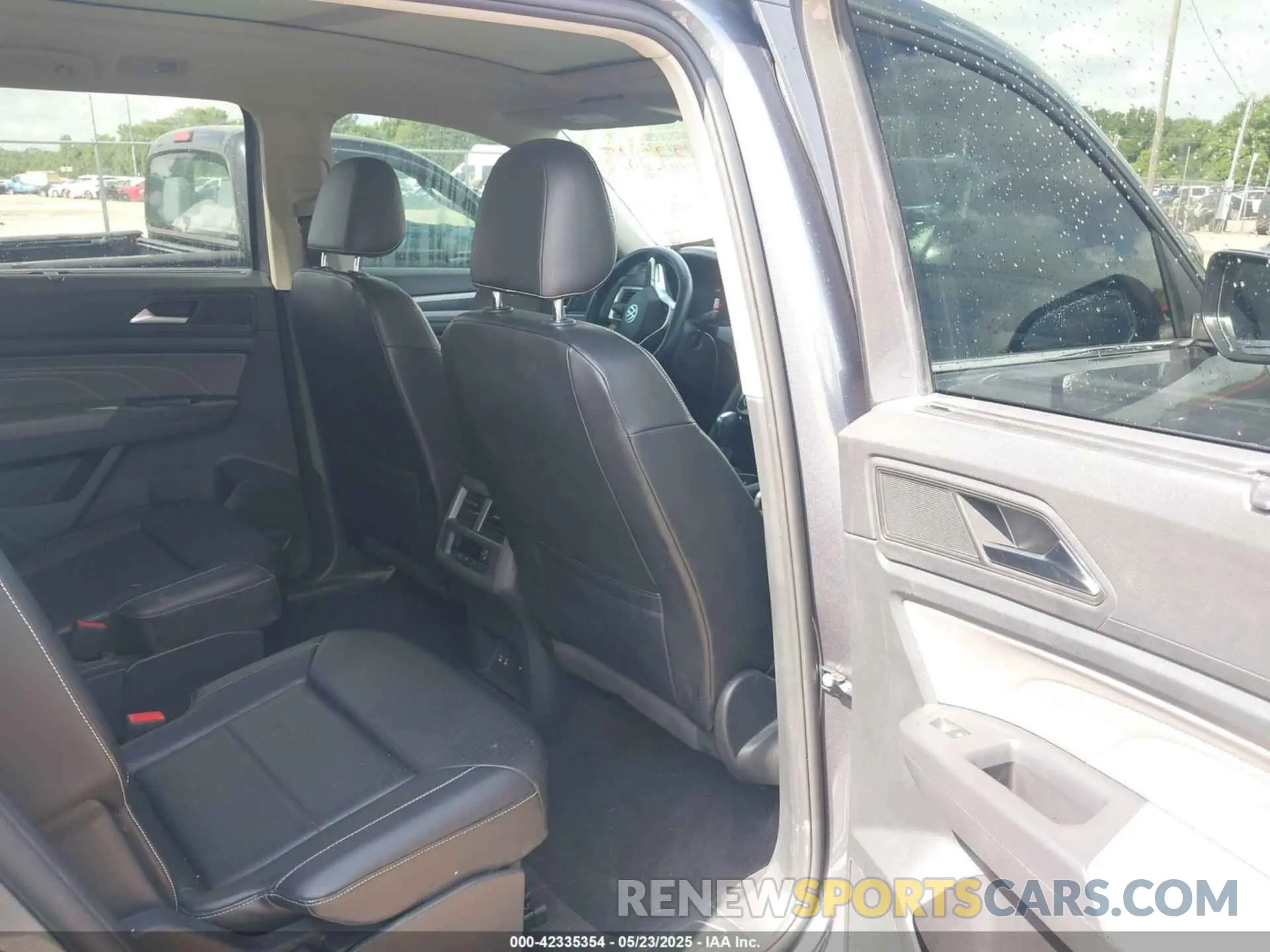 8 Фотография поврежденного автомобиля 1V2SR2CA8MC589784 VOLKSWAGEN ATLAS 2021