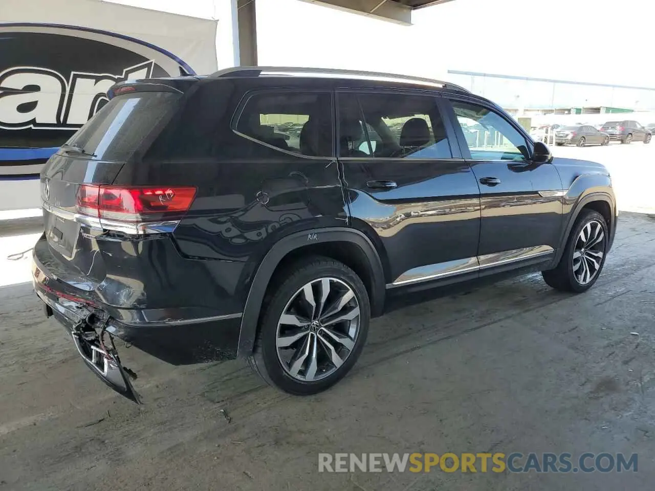 3 Photograph of a damaged car 1V2SR2CAXMC536777 VOLKSWAGEN ATLAS 2021