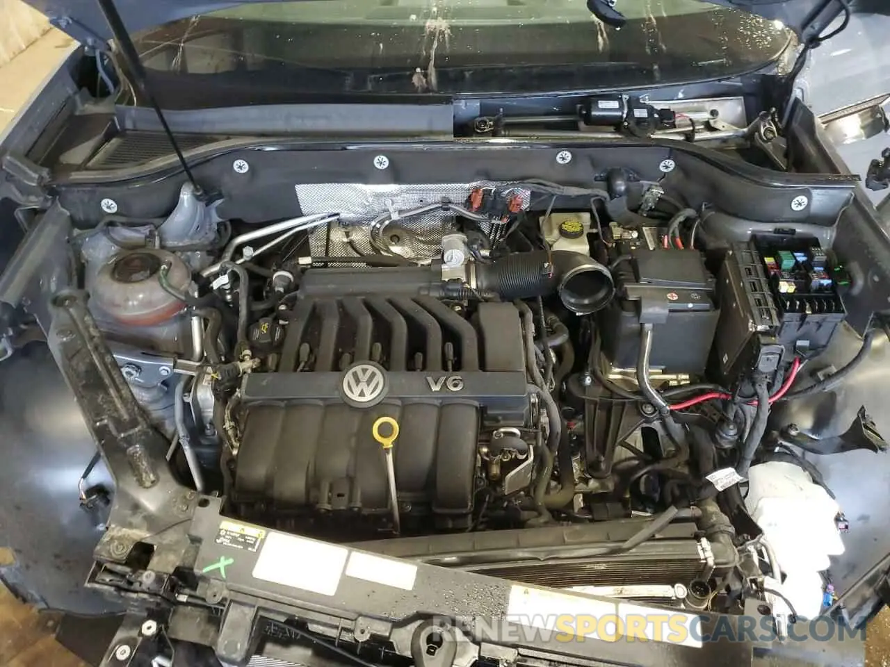 12 Photograph of a damaged car 1V2TE2CA0MC220420 VOLKSWAGEN ATLAS 2021
