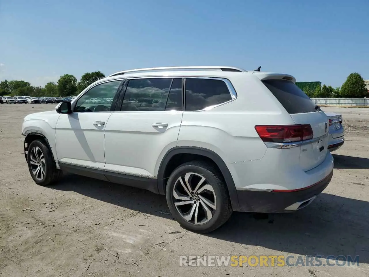 2 Photograph of a damaged car 1V2TP2CA2MC556063 VOLKSWAGEN ATLAS 2021