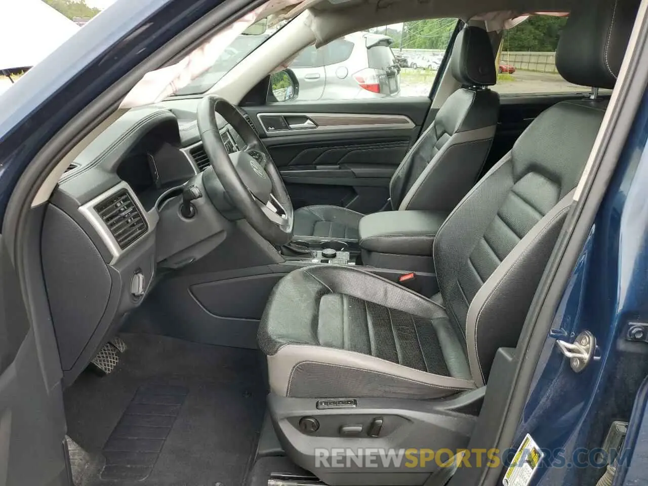 7 Photograph of a damaged car 1V2TR2CA0MC532578 VOLKSWAGEN ATLAS 2021