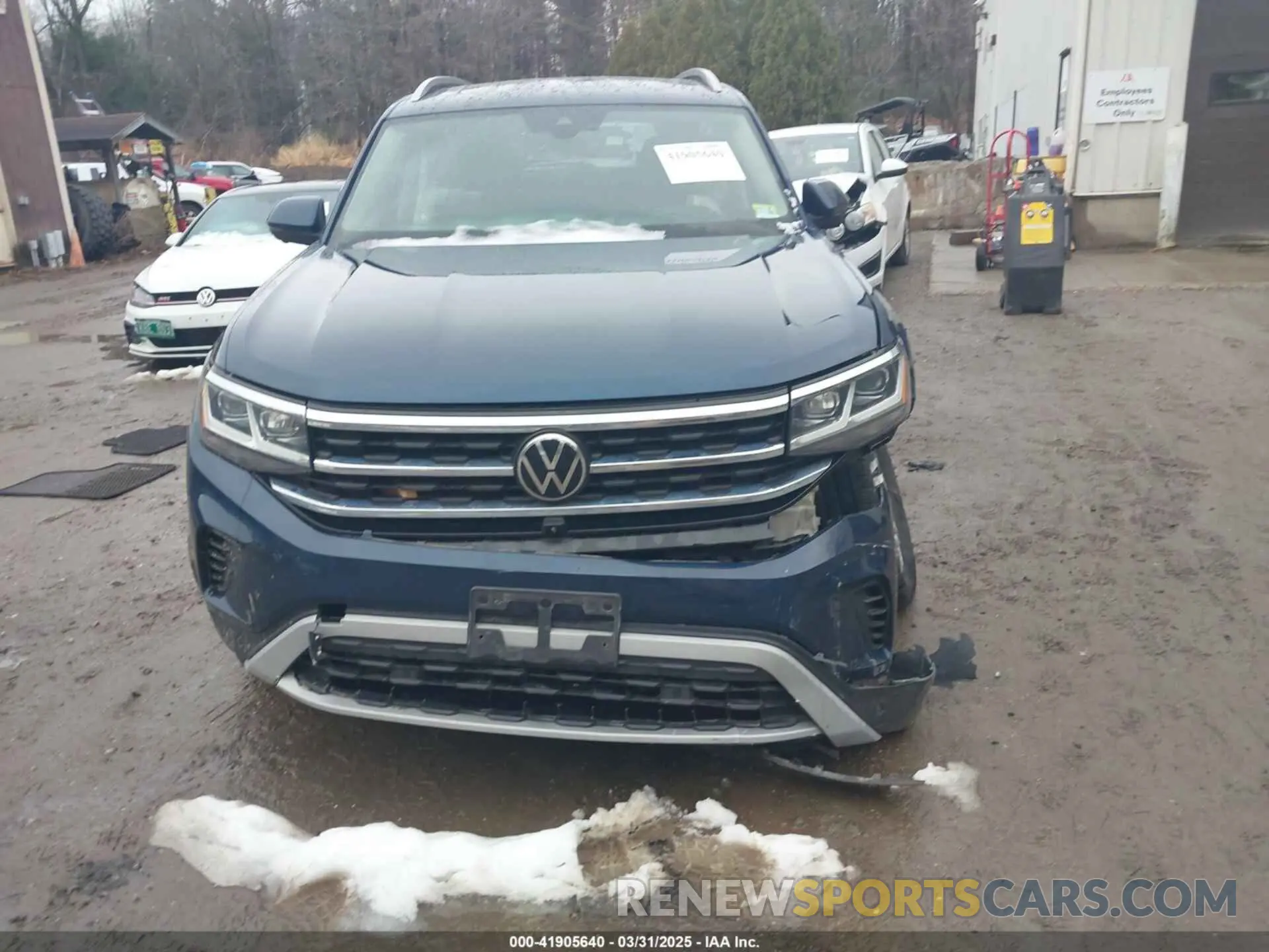 12 Photograph of a damaged car 1V2TR2CA2MC505074 VOLKSWAGEN ATLAS 2021