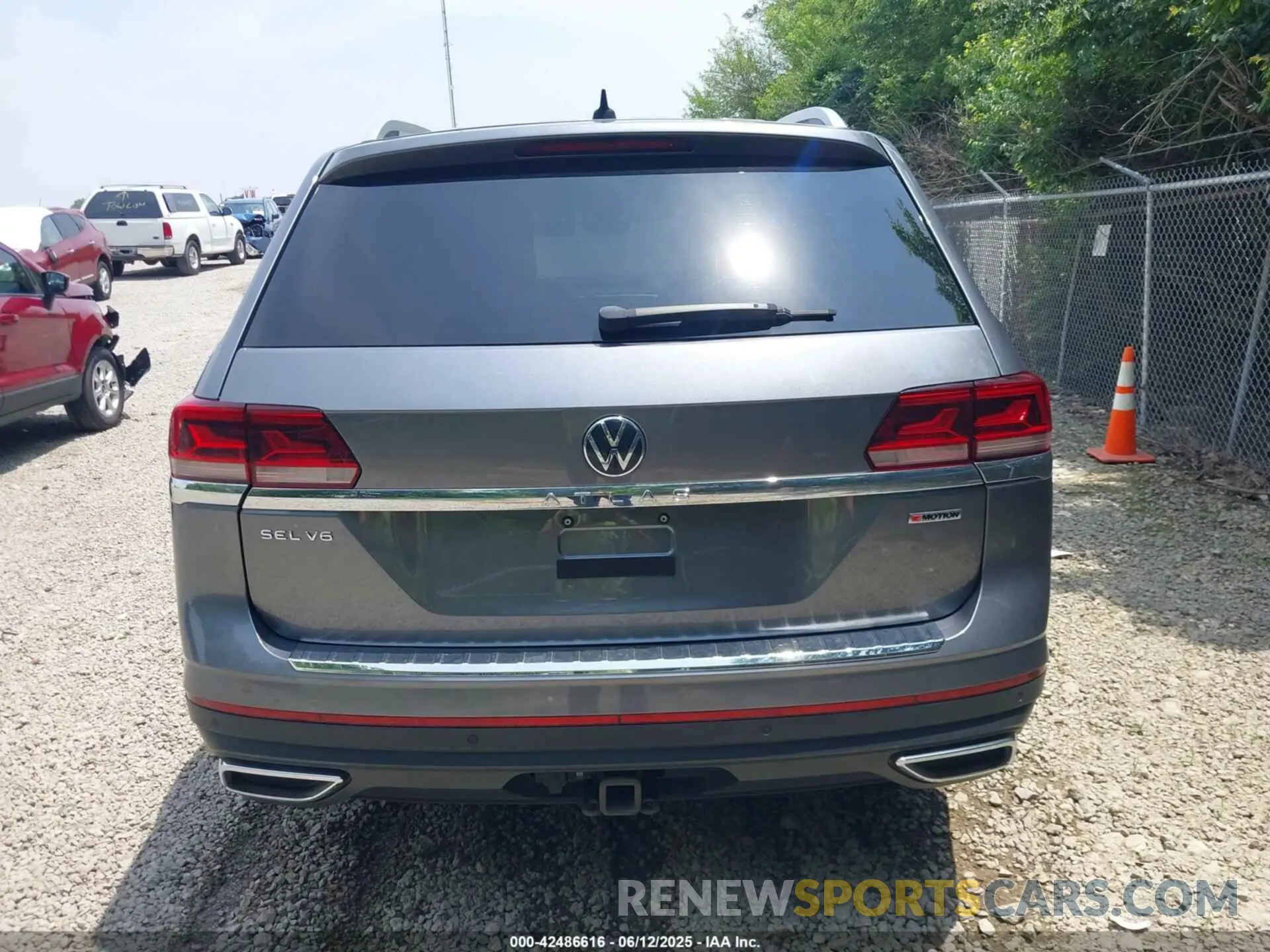 16 Фотография поврежденного автомобиля 1V2TR2CA2MC540651 VOLKSWAGEN ATLAS 2021