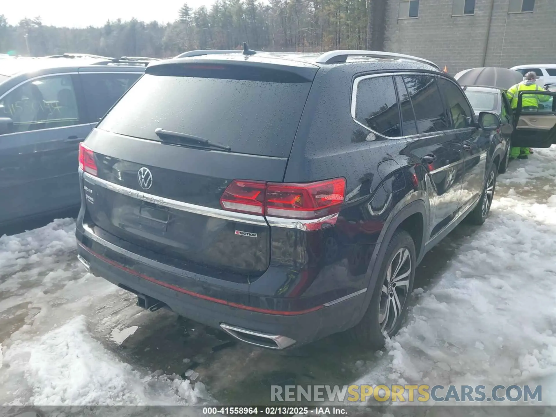 4 Фотография поврежденного автомобиля 1V2TR2CA2MC588943 VOLKSWAGEN ATLAS 2021