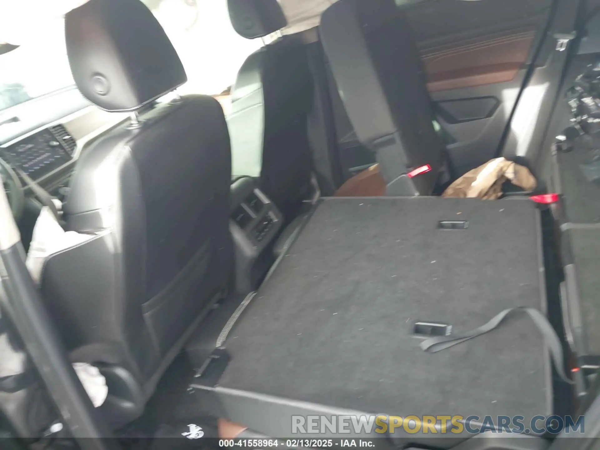 8 Фотография поврежденного автомобиля 1V2TR2CA2MC588943 VOLKSWAGEN ATLAS 2021