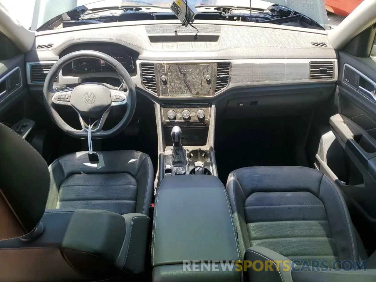 8 Photograph of a damaged car 1V2TR2CA7MC514918 VOLKSWAGEN ATLAS 2021