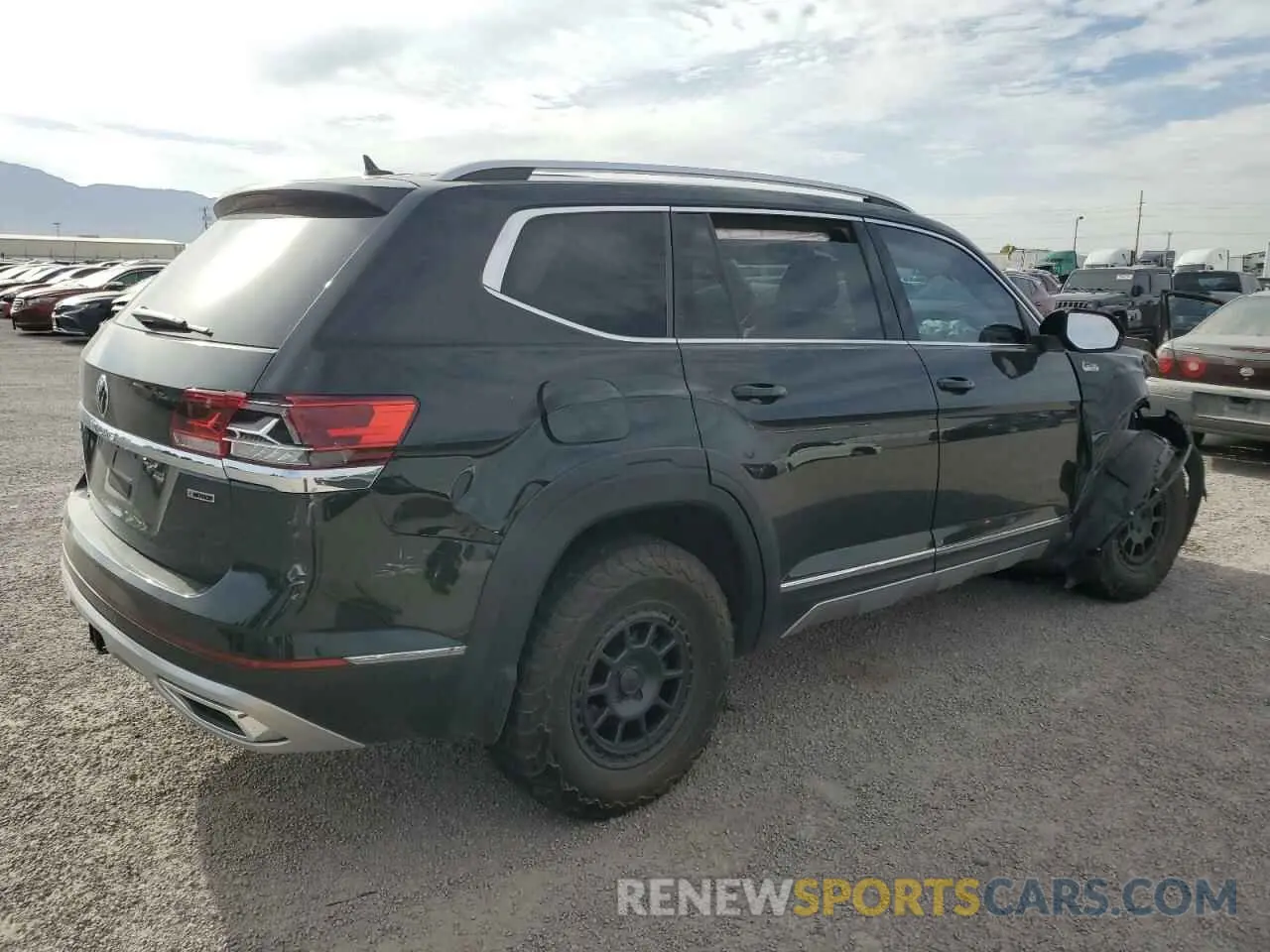 3 Photograph of a damaged car 1V2TR2CA9MC502544 VOLKSWAGEN ATLAS 2021