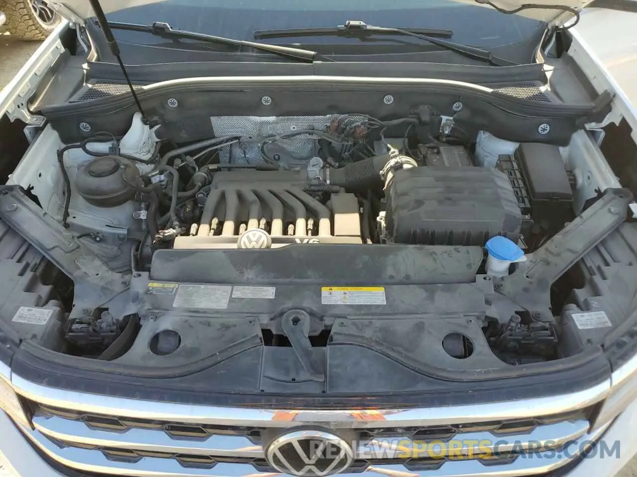 11 Photograph of a damaged car 1V2WR2CA1MC581088 VOLKSWAGEN ATLAS 2021