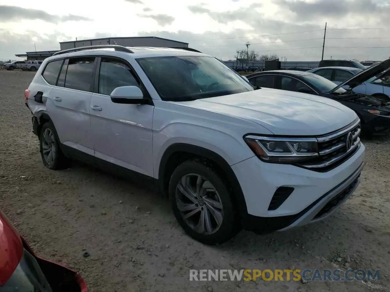 4 Photograph of a damaged car 1V2WR2CA8MC568760 VOLKSWAGEN ATLAS 2021