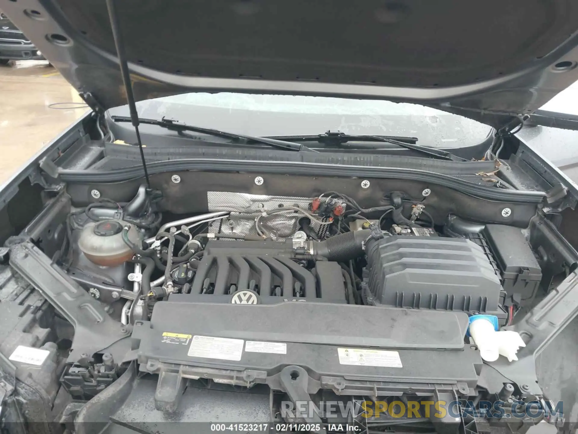10 Photograph of a damaged car 1V2WR2CA9MC546704 VOLKSWAGEN ATLAS 2021