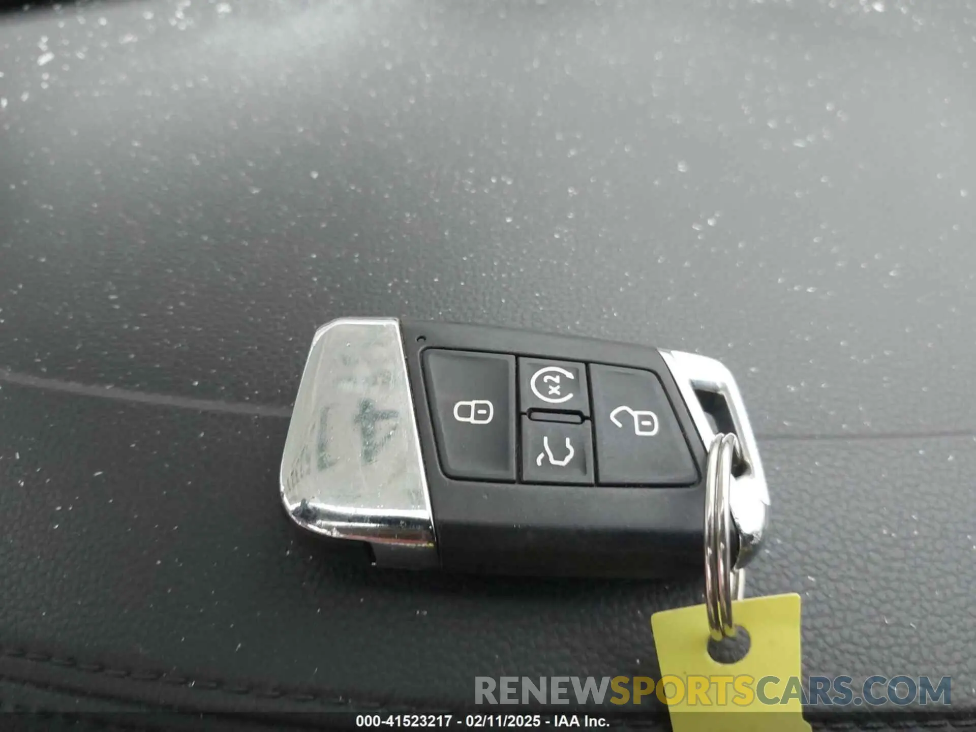 11 Photograph of a damaged car 1V2WR2CA9MC546704 VOLKSWAGEN ATLAS 2021