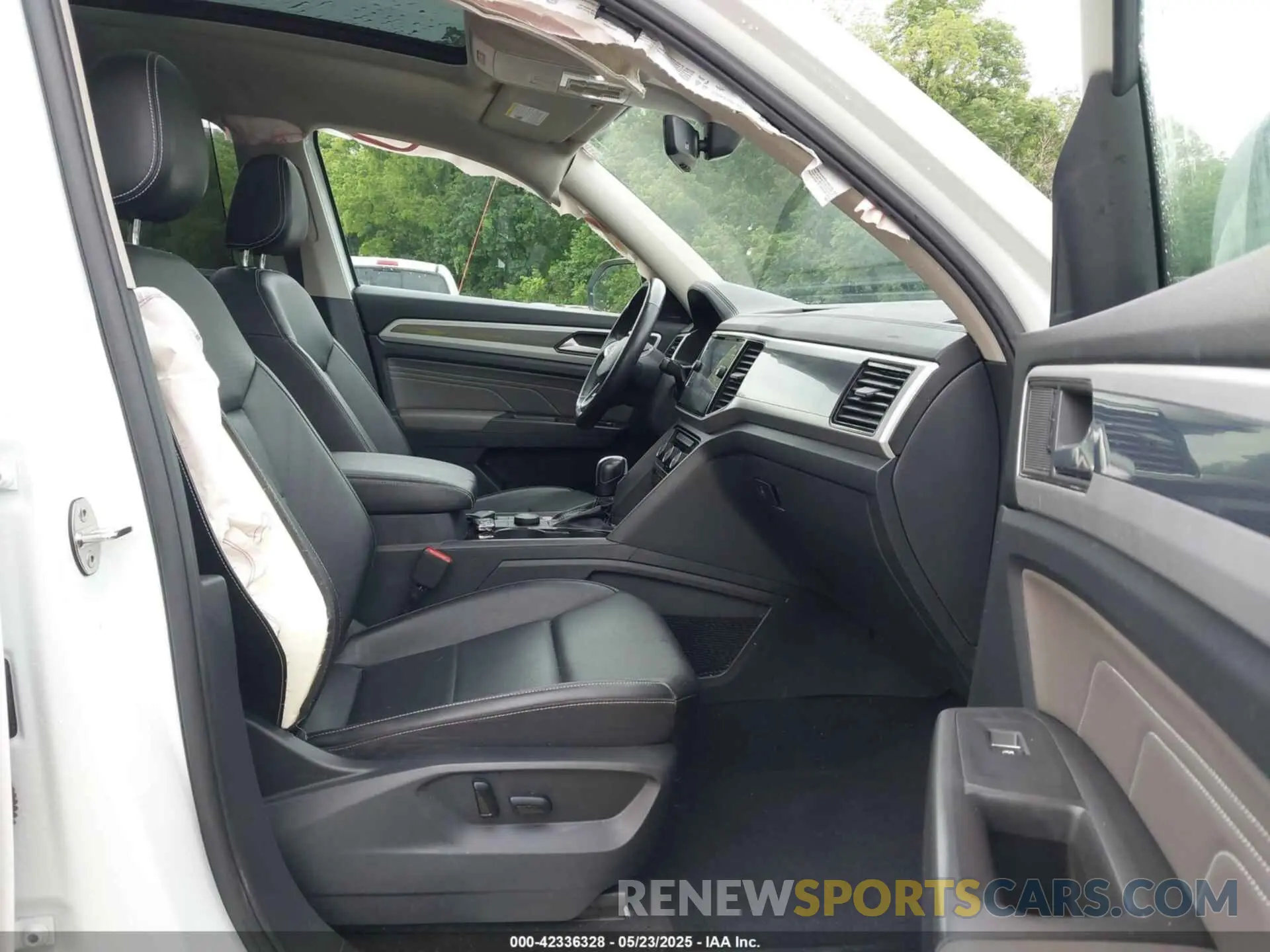 5 Фотография поврежденного автомобиля 1V2AR2CA2NC521381 VOLKSWAGEN ATLAS 2022