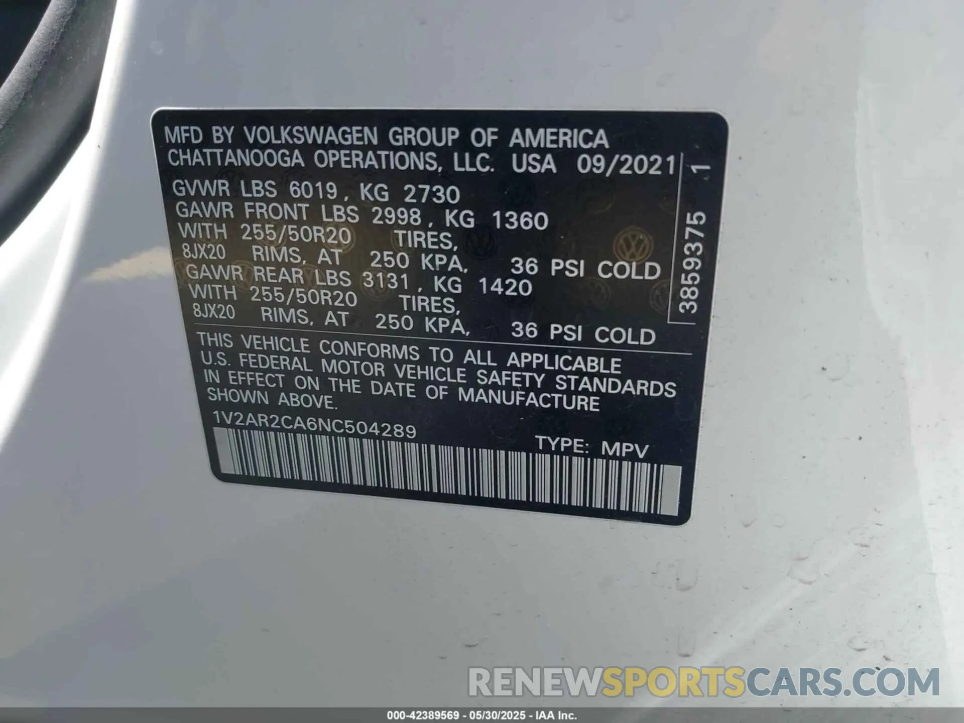 9 Photograph of a damaged car 1V2AR2CA6NC504289 VOLKSWAGEN ATLAS 2022