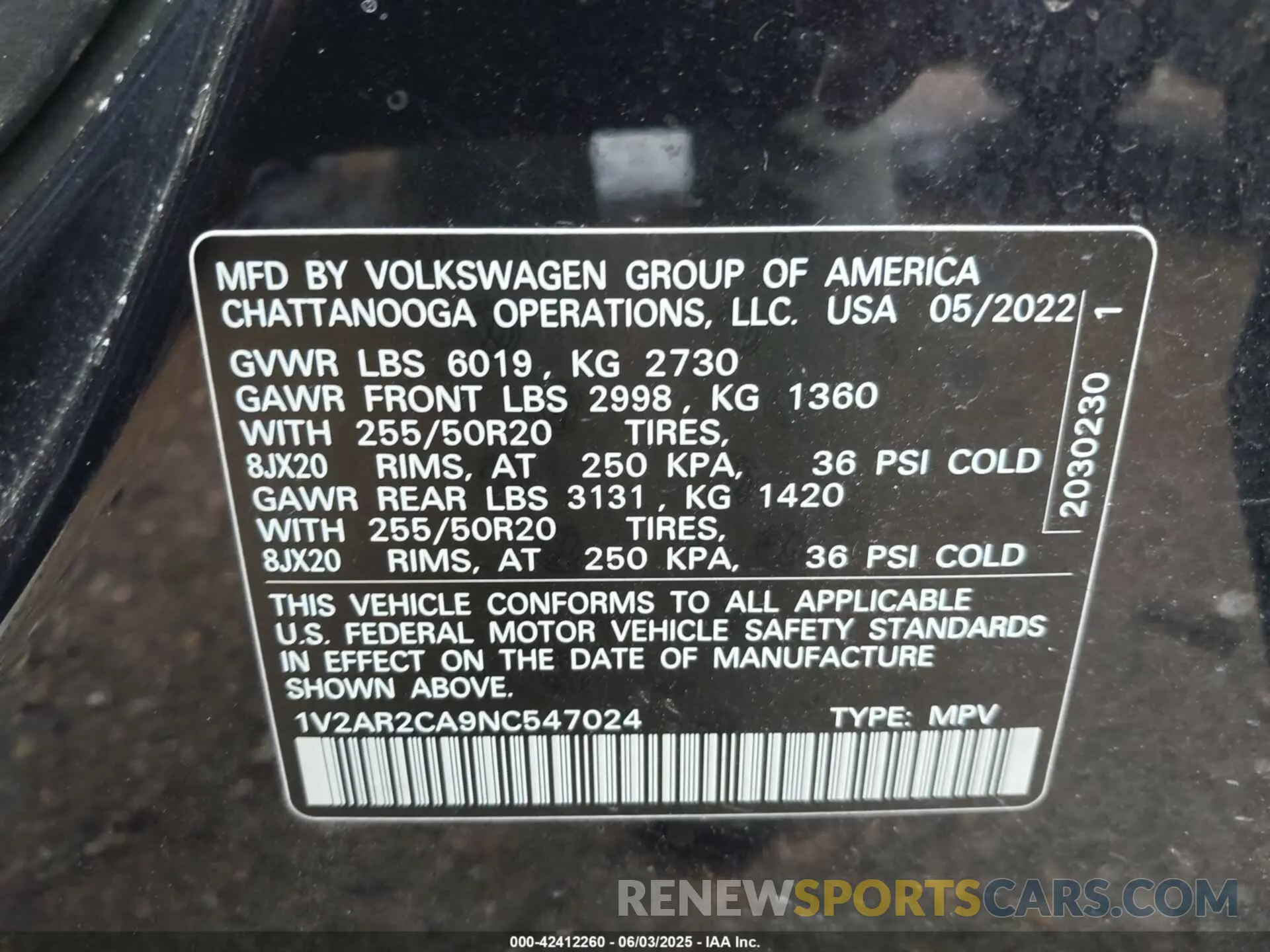 9 Photograph of a damaged car 1V2AR2CA9NC547024 VOLKSWAGEN ATLAS 2022