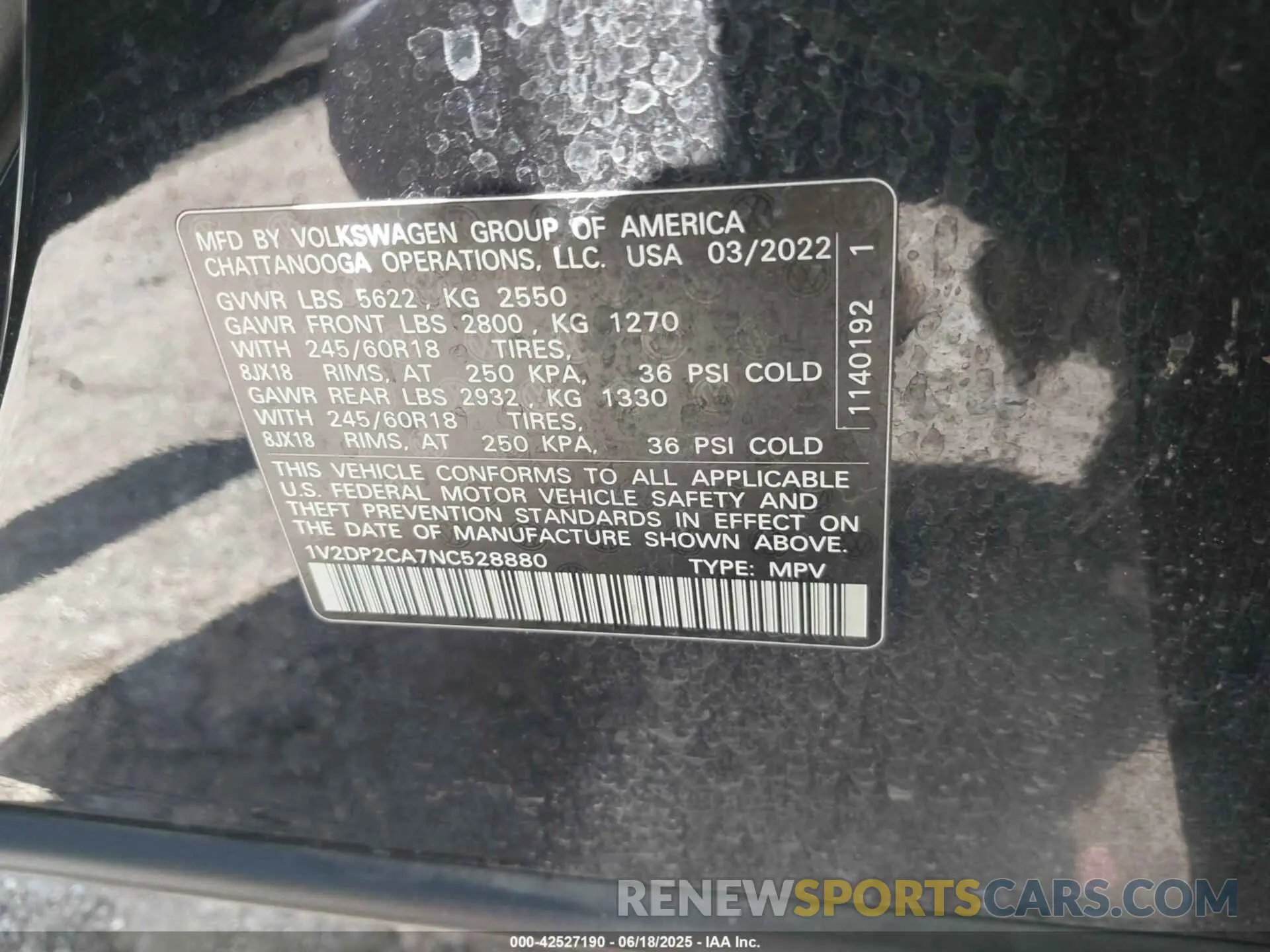 9 Photograph of a damaged car 1V2DP2CA7NC528880 VOLKSWAGEN ATLAS 2022