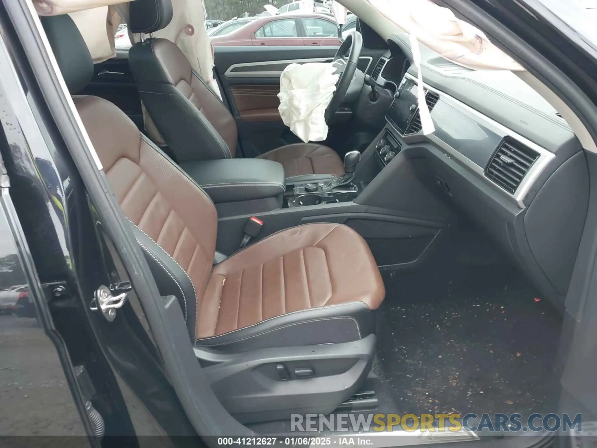 5 Фотография поврежденного автомобиля 1V2FR2CA0NC551128 VOLKSWAGEN ATLAS 2022