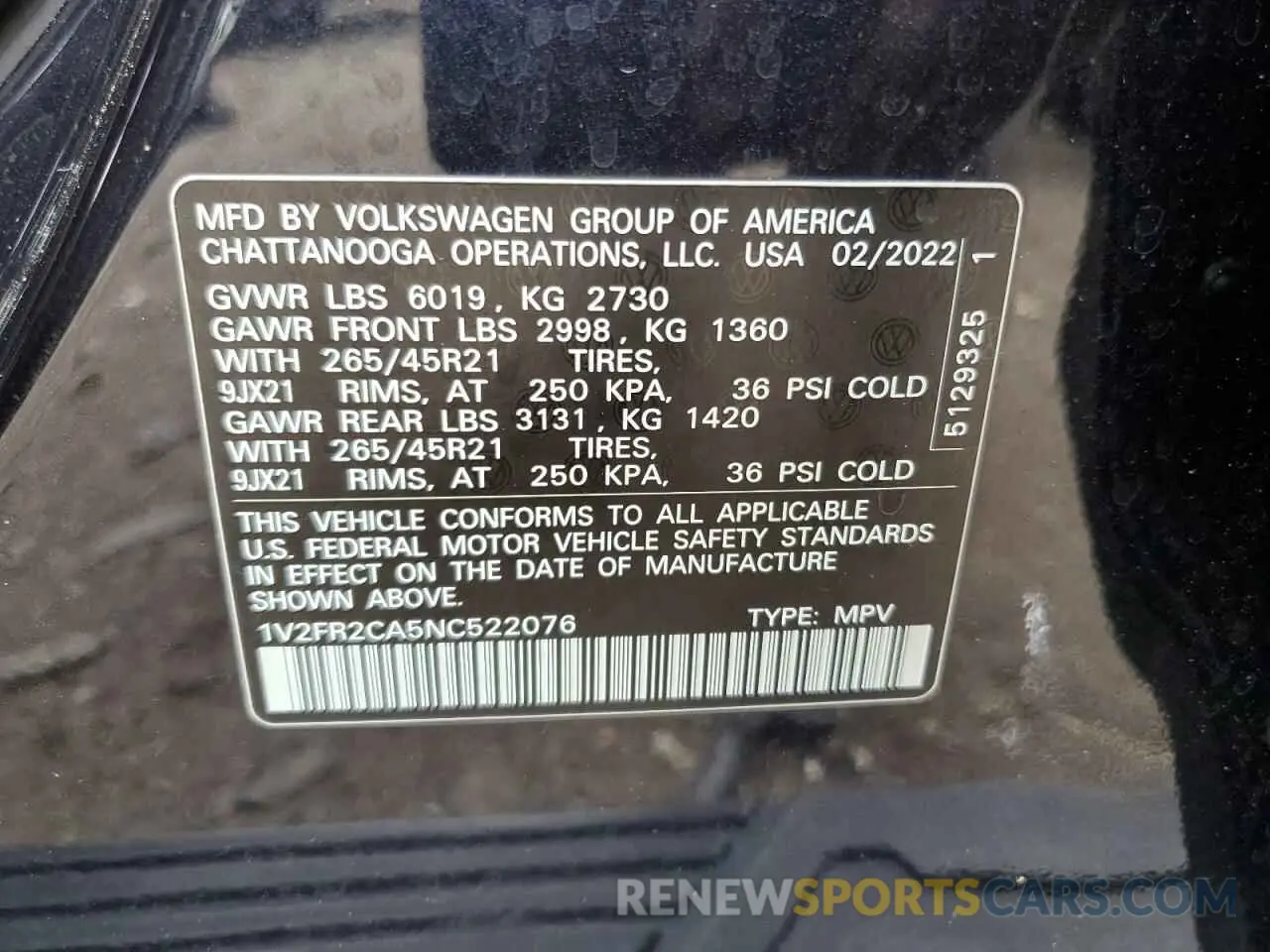 13 Photograph of a damaged car 1V2FR2CA5NC522076 VOLKSWAGEN ATLAS 2022