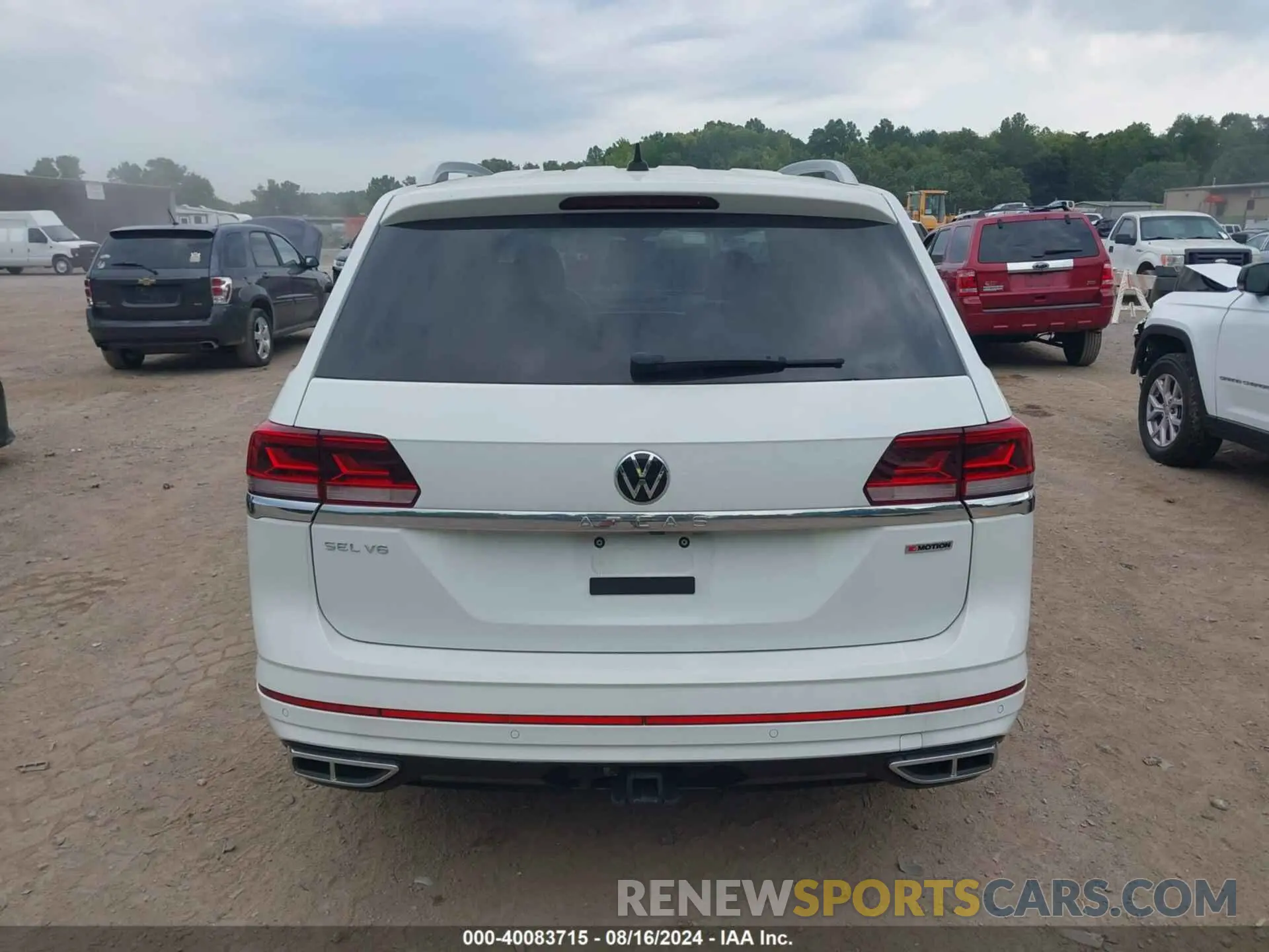 12 Photograph of a damaged car 1V2FR2CA8NC522959 VOLKSWAGEN ATLAS 2022
