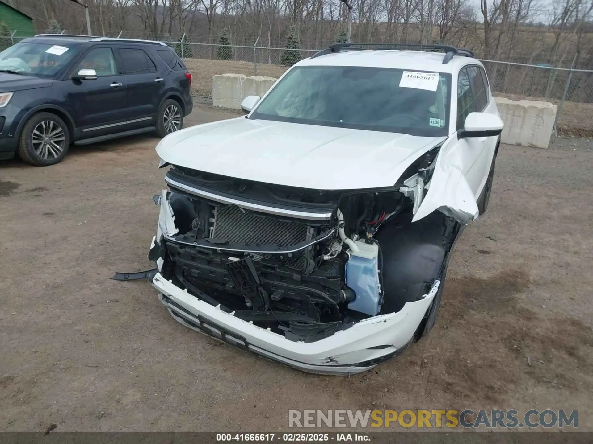 6 Photograph of a damaged car 1V2HP2CA2NC510661 VOLKSWAGEN ATLAS 2022