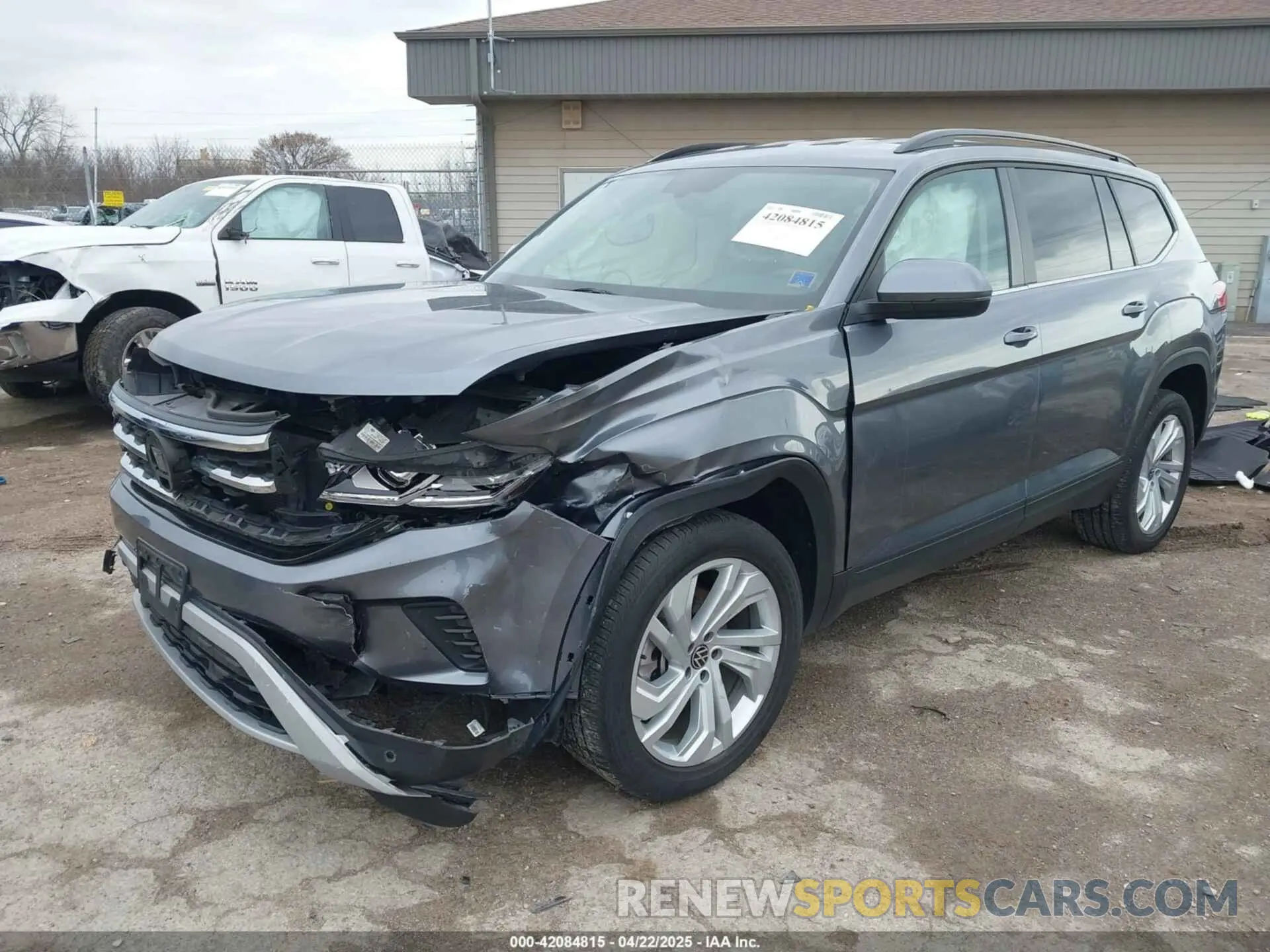 2 Photograph of a damaged car 1V2HR2CA7NC505529 VOLKSWAGEN ATLAS 2022