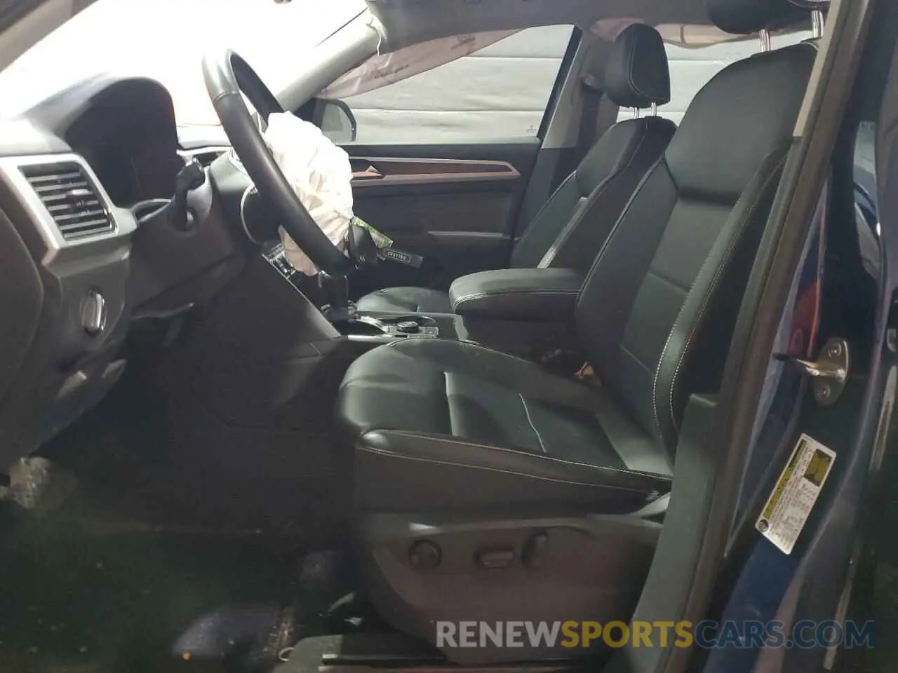 7 Photograph of a damaged car 1V2HR2CA7NC537753 VOLKSWAGEN ATLAS 2022