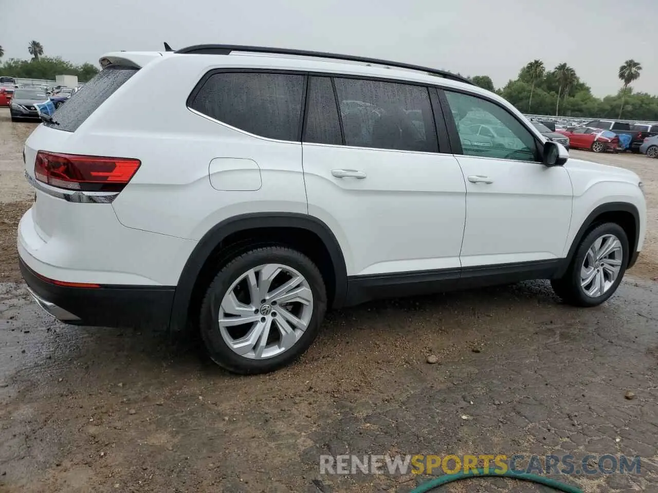 3 Photograph of a damaged car 1V2JR2CA0NC506006 VOLKSWAGEN ATLAS 2022