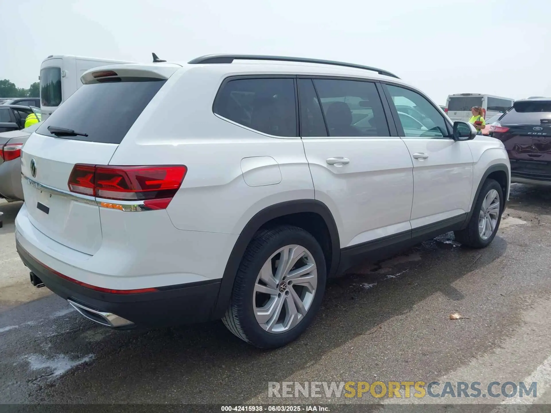 4 Фотография поврежденного автомобиля 1V2JR2CA3NC512561 VOLKSWAGEN ATLAS 2022