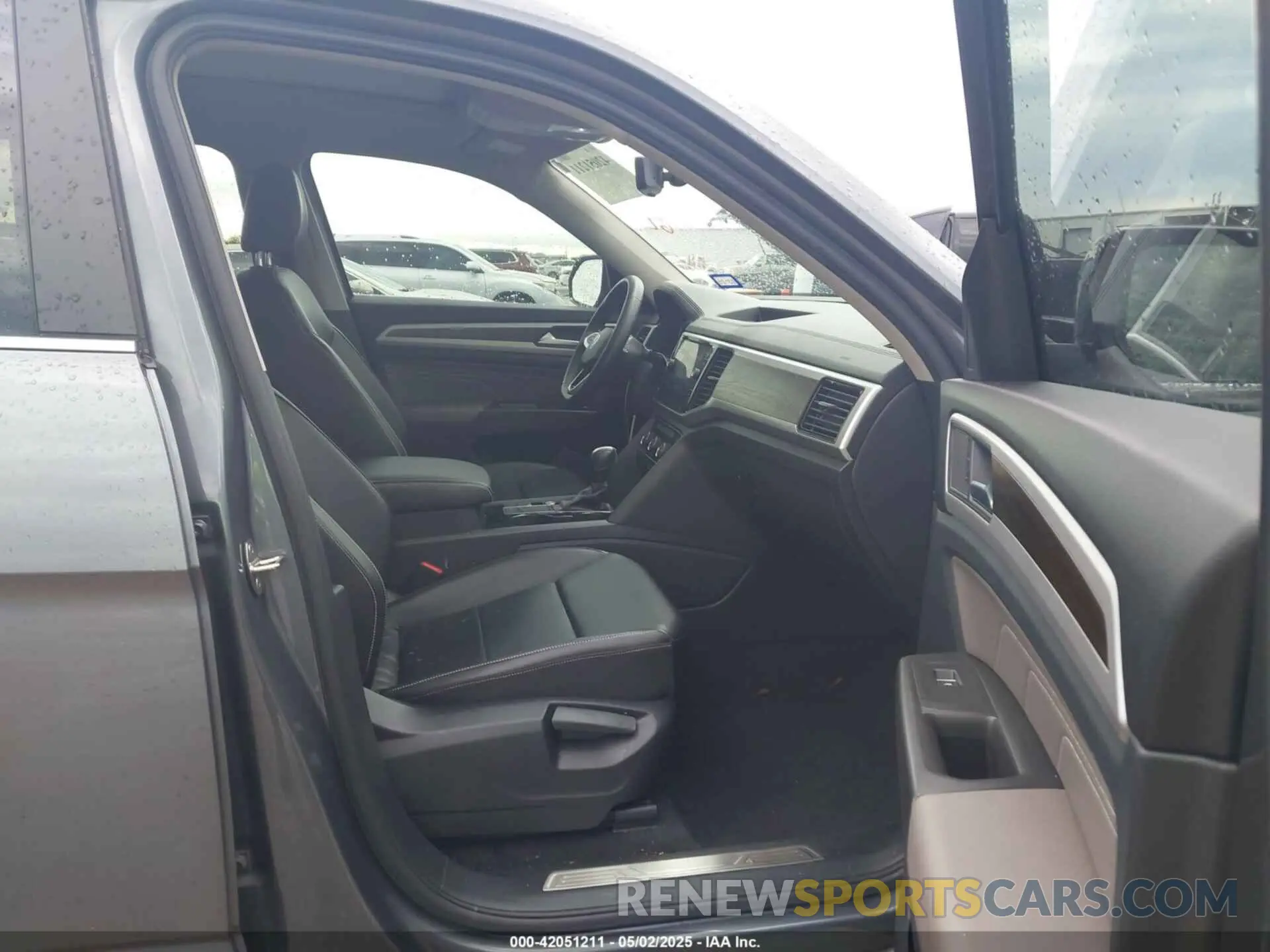 5 Фотография поврежденного автомобиля 1V2JR2CA4NC529787 VOLKSWAGEN ATLAS 2022