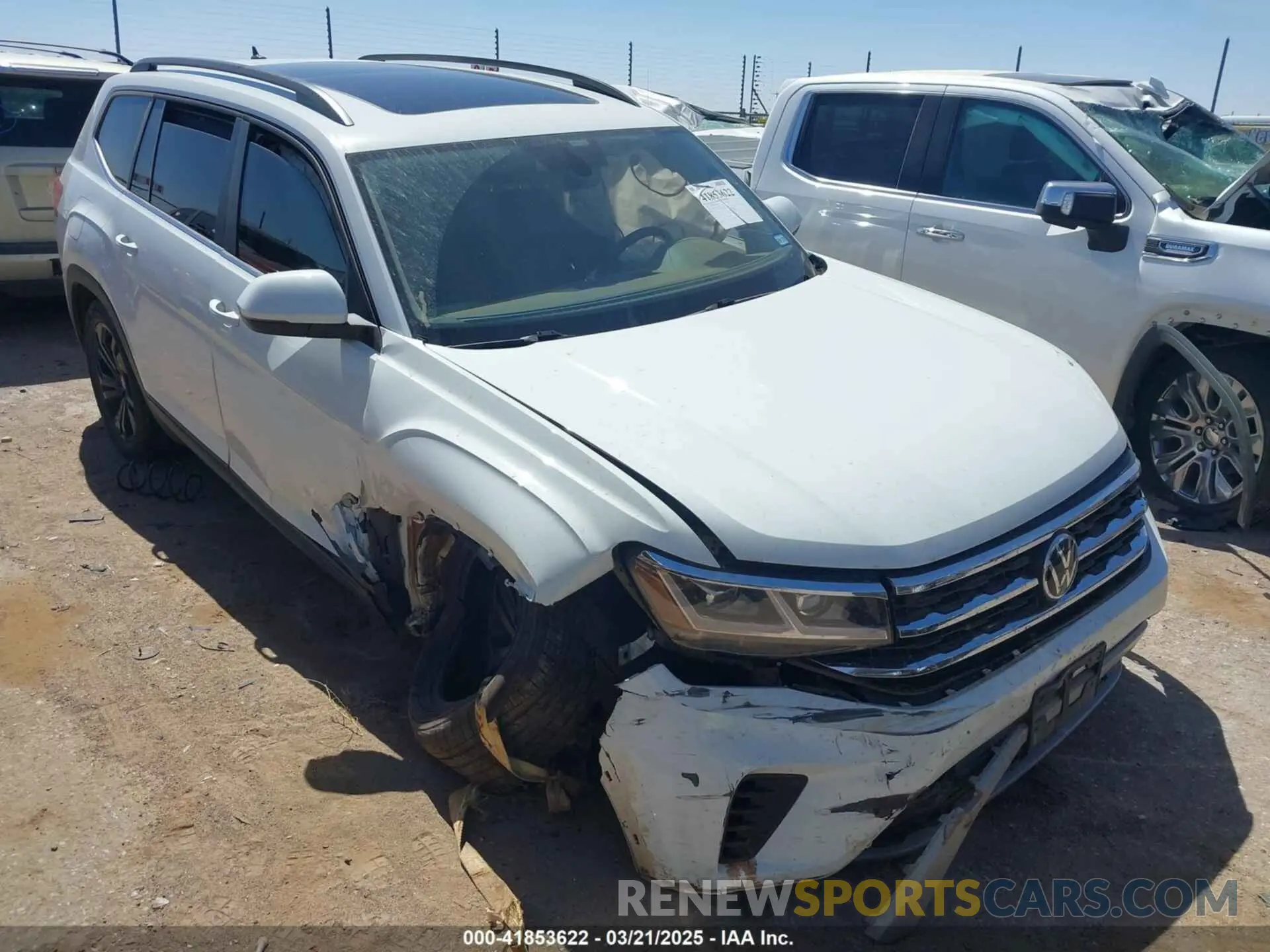 1 Photograph of a damaged car 1V2JR2CA9NC542633 VOLKSWAGEN ATLAS 2022