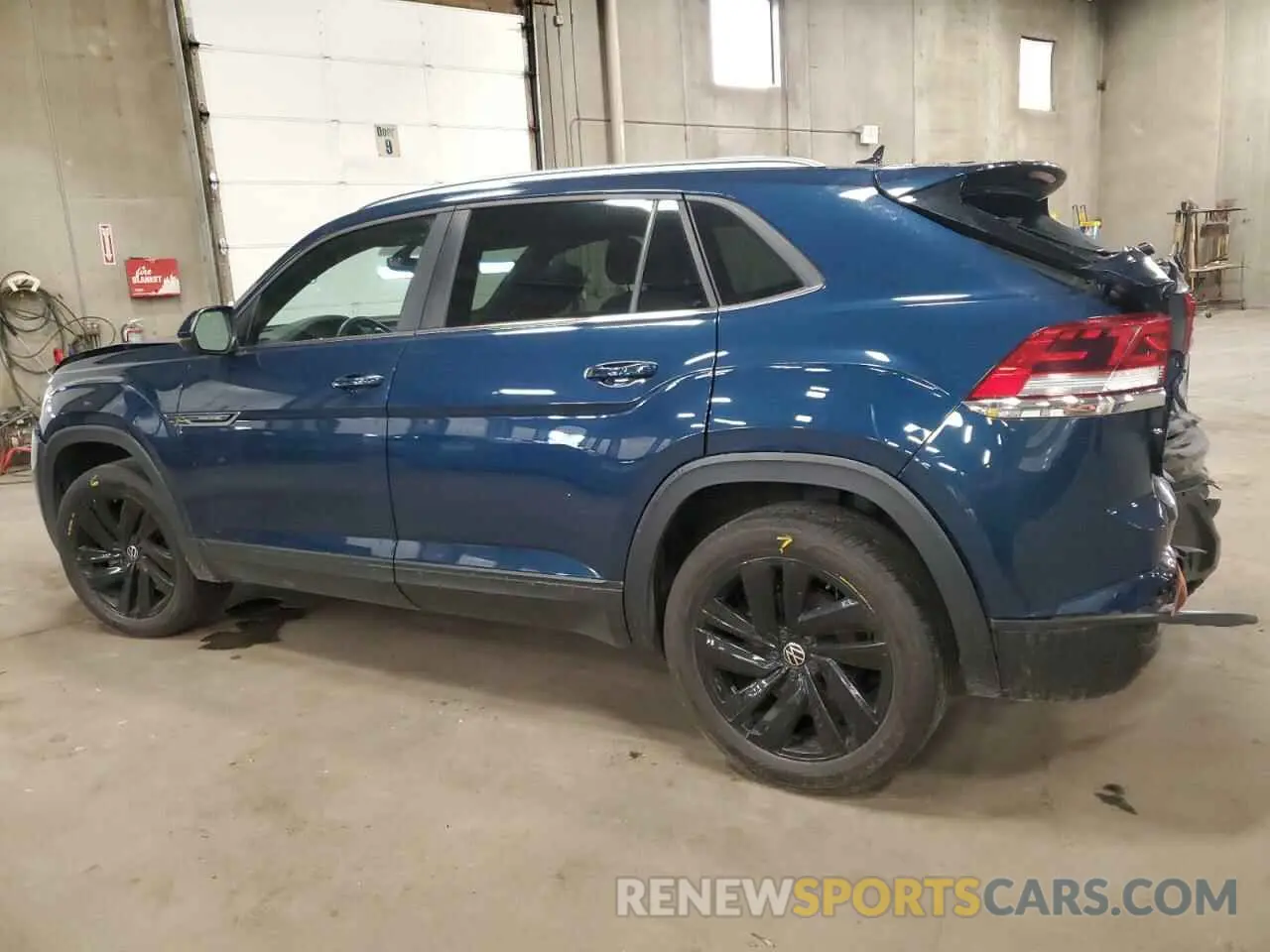 2 Фотография поврежденного автомобиля 1V2KE2CA1NC216227 VOLKSWAGEN ATLAS 2022