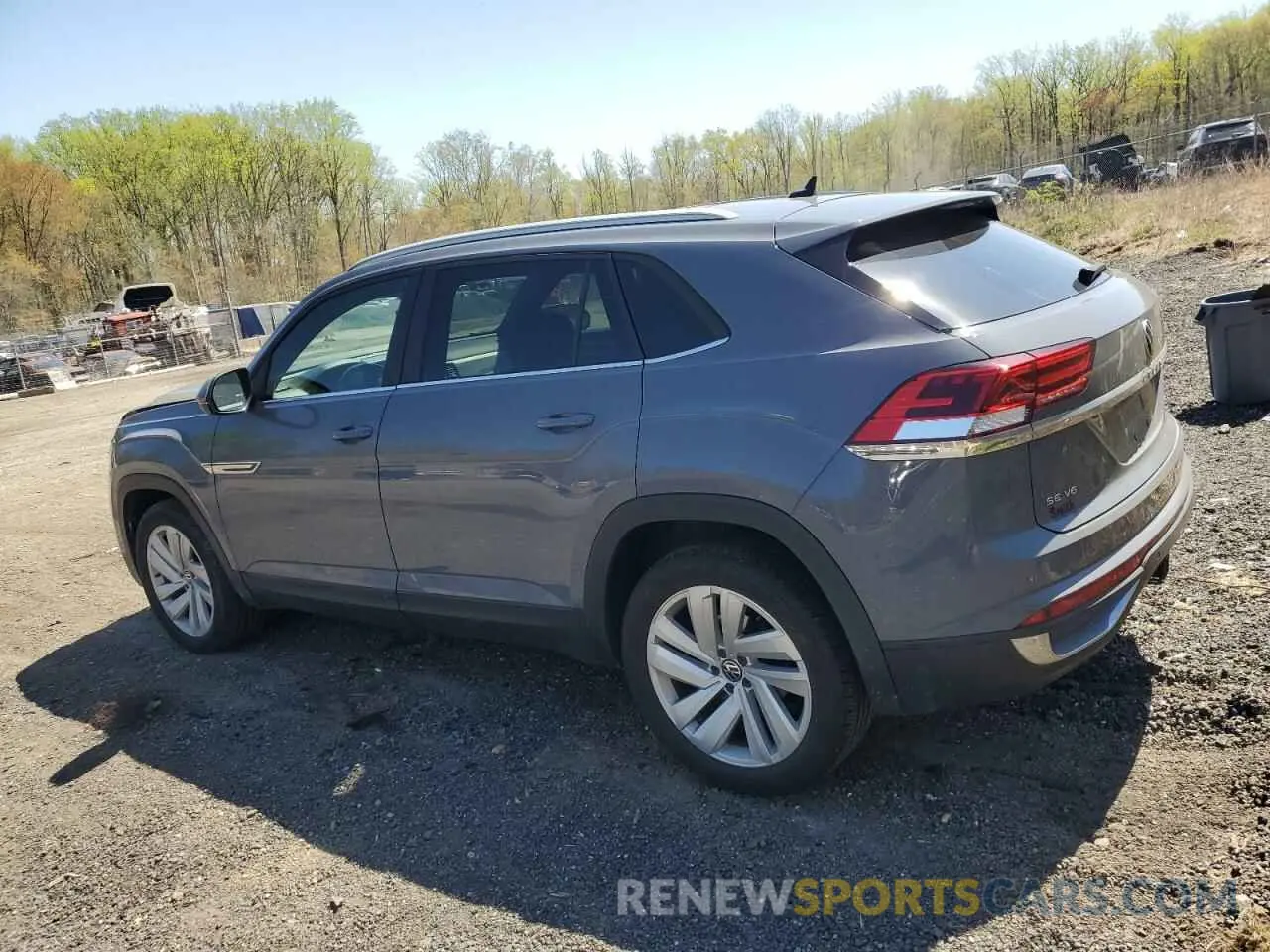 2 Photograph of a damaged car 1V2KE2CA2NC227334 VOLKSWAGEN ATLAS 2022