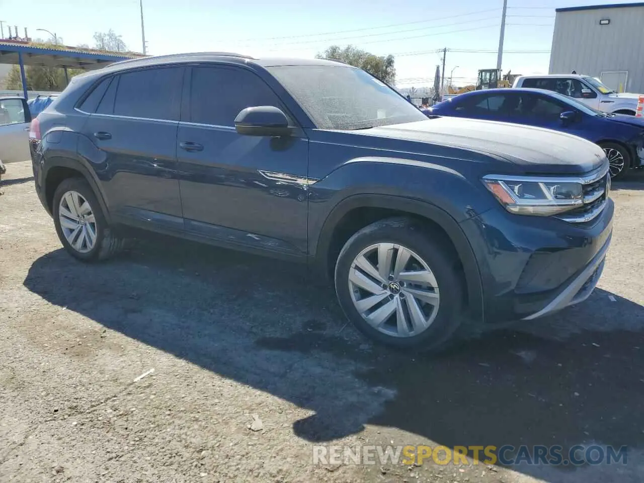 4 Photograph of a damaged car 1V2KE2CA7NC226549 VOLKSWAGEN ATLAS 2022