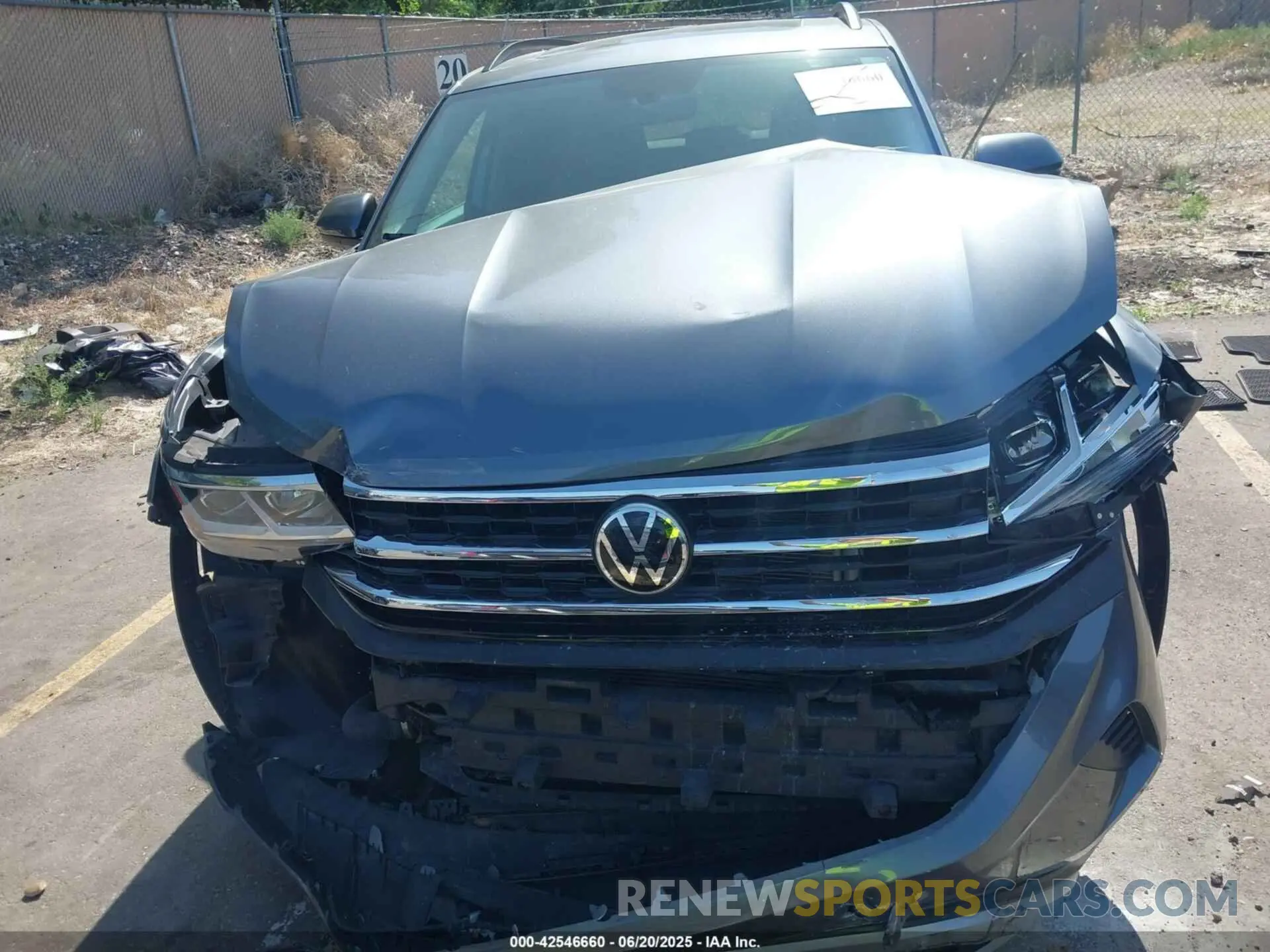 12 Photograph of a damaged car 1V2KP2CA6NC524326 VOLKSWAGEN ATLAS 2022