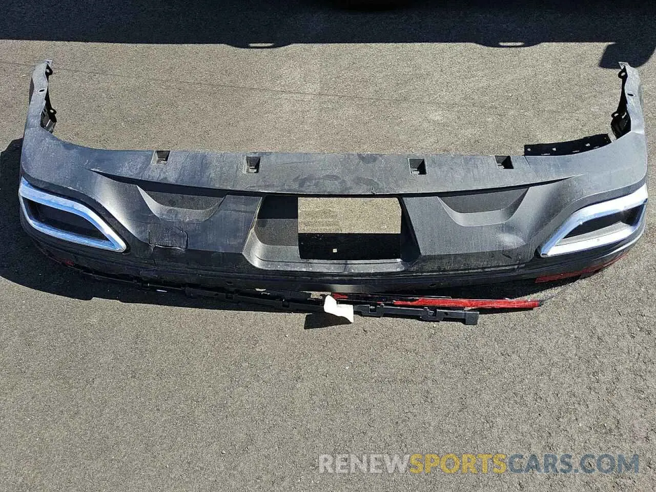 13 Photograph of a damaged car 1V2KR2CA1NC556935 VOLKSWAGEN ATLAS 2022