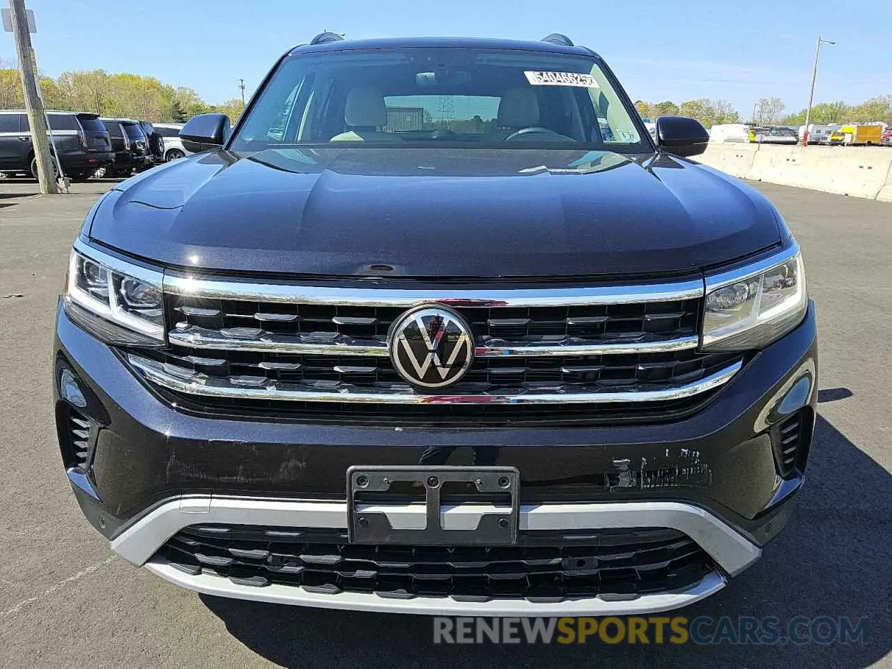 5 Photograph of a damaged car 1V2KR2CA1NC556935 VOLKSWAGEN ATLAS 2022