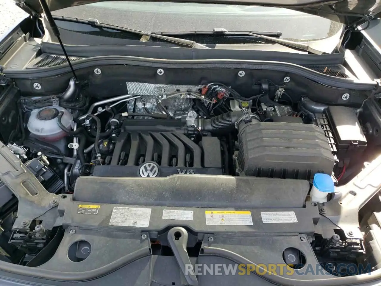 12 Photograph of a damaged car 1V2KR2CA3NC519675 VOLKSWAGEN ATLAS 2022