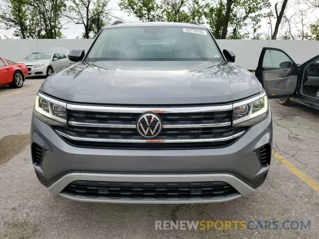 5 Photograph of a damaged car 1V2KR2CA6NC536101 VOLKSWAGEN ATLAS 2022