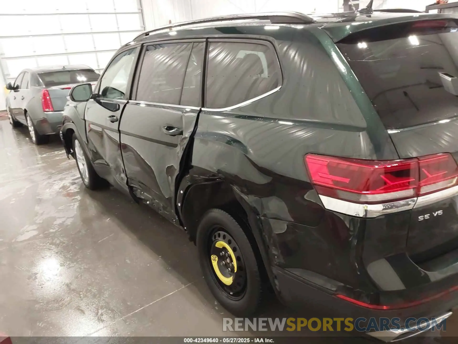 6 Photograph of a damaged car 1V2KR2CA7NC511594 VOLKSWAGEN ATLAS 2022