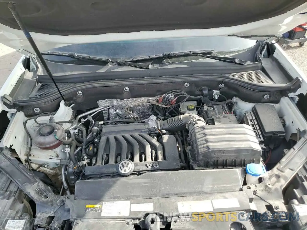 13 Photograph of a damaged car 1V2KR2CA8NC534267 VOLKSWAGEN ATLAS 2022