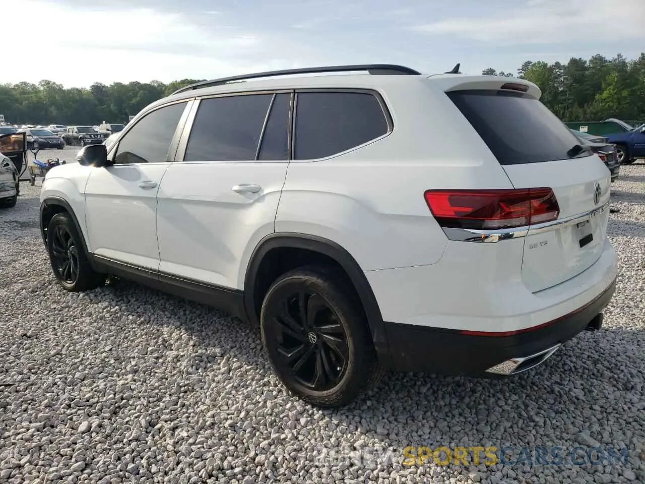 2 Photograph of a damaged car 1V2KR2CA8NC550307 VOLKSWAGEN ATLAS 2022