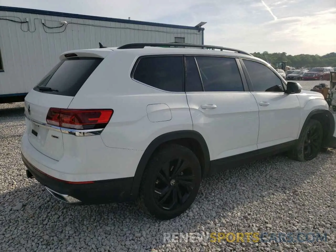 3 Photograph of a damaged car 1V2KR2CA8NC550307 VOLKSWAGEN ATLAS 2022