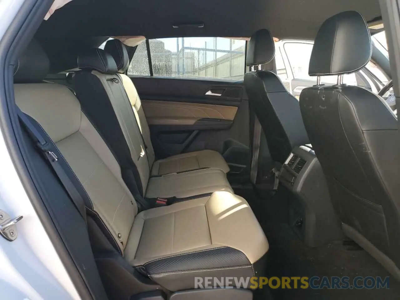11 Фотография поврежденного автомобиля 1V2LC2CA0NC215127 VOLKSWAGEN ATLAS 2022