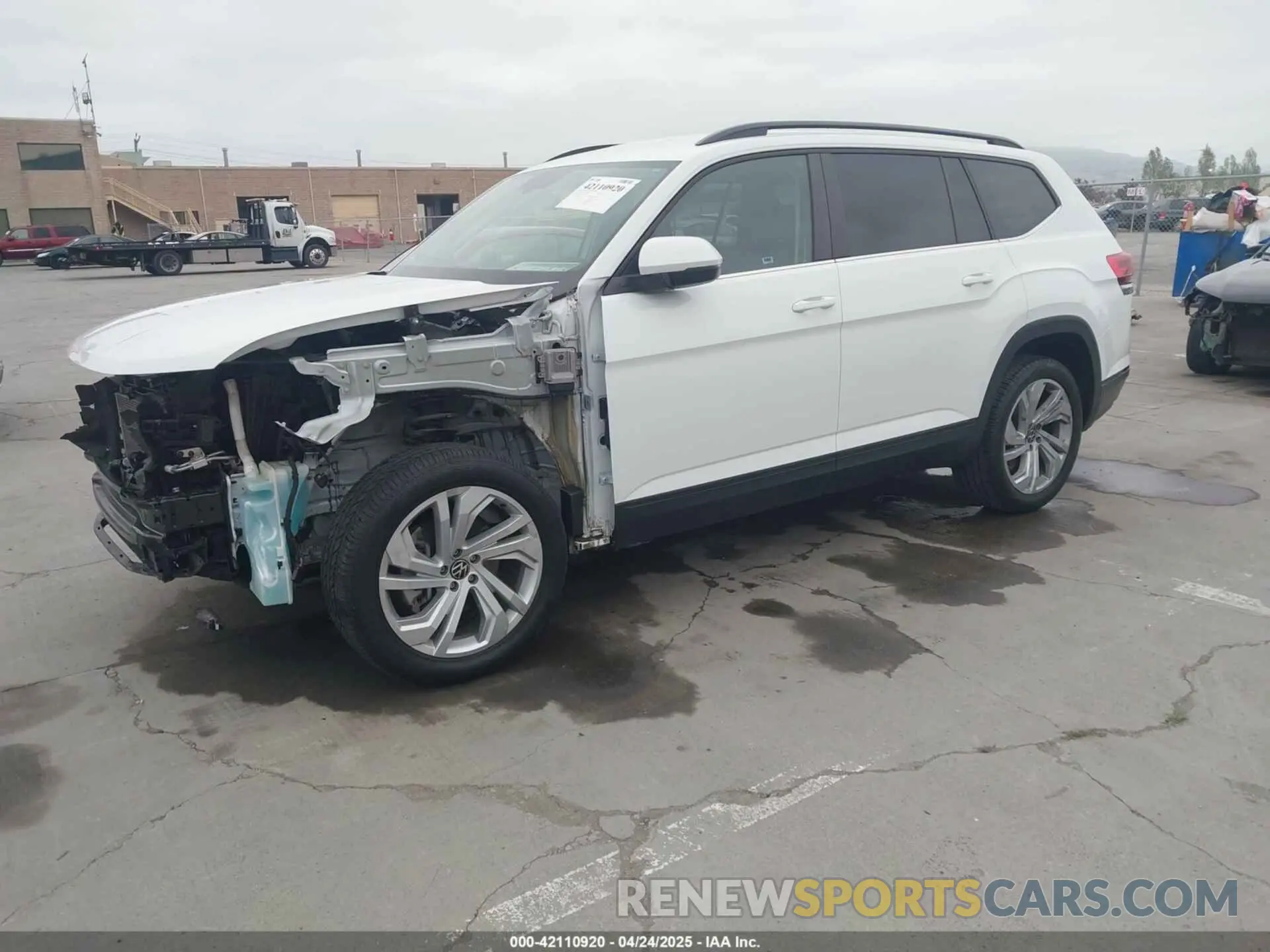 2 Фотография поврежденного автомобиля 1V2WR2CA2NC517904 VOLKSWAGEN ATLAS 2022
