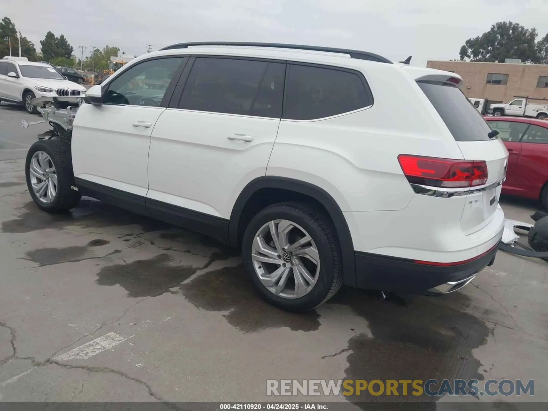 3 Фотография поврежденного автомобиля 1V2WR2CA2NC517904 VOLKSWAGEN ATLAS 2022
