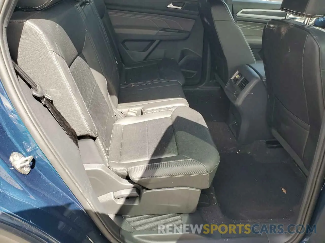 10 Photograph of a damaged car 1V2BC2CA5PC212416 VOLKSWAGEN ATLAS 2023