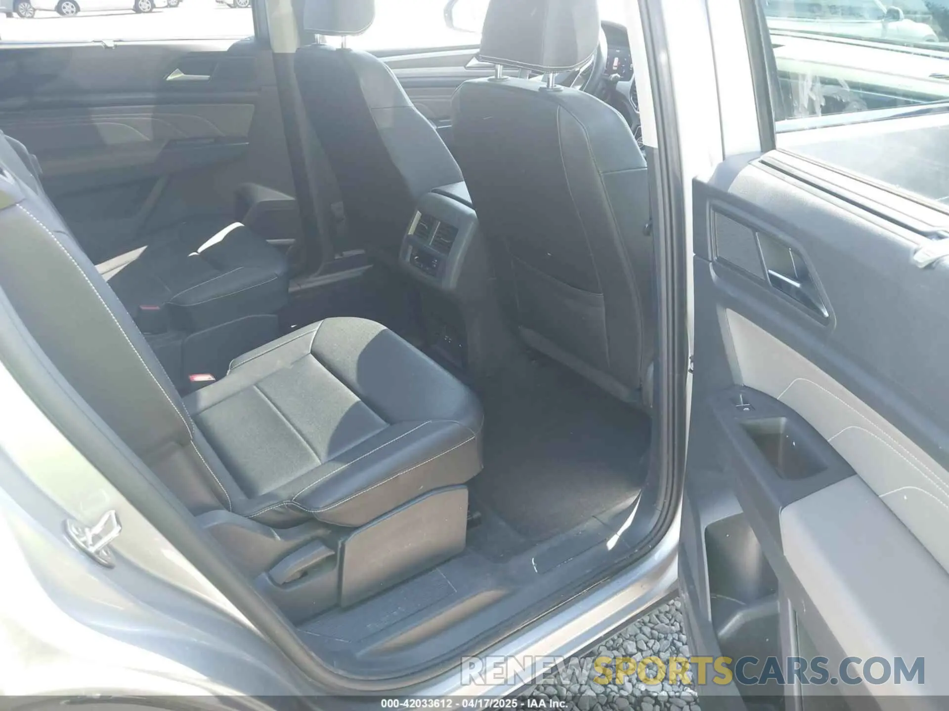 8 Фотография поврежденного автомобиля 1V2BR2CA9PC534703 VOLKSWAGEN ATLAS 2023
