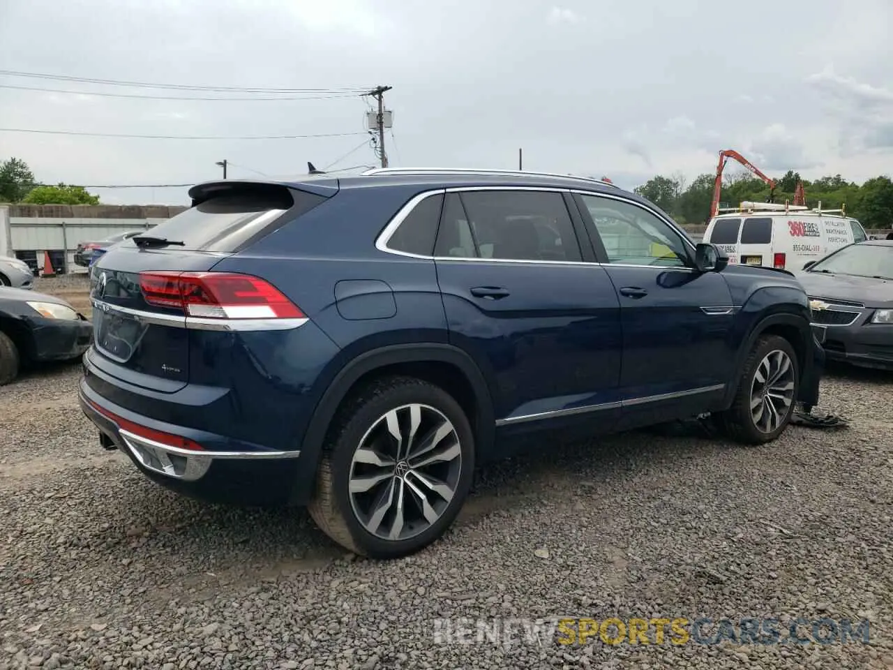3 Photograph of a damaged car 1V2FE2CA8PC205729 VOLKSWAGEN ATLAS 2023