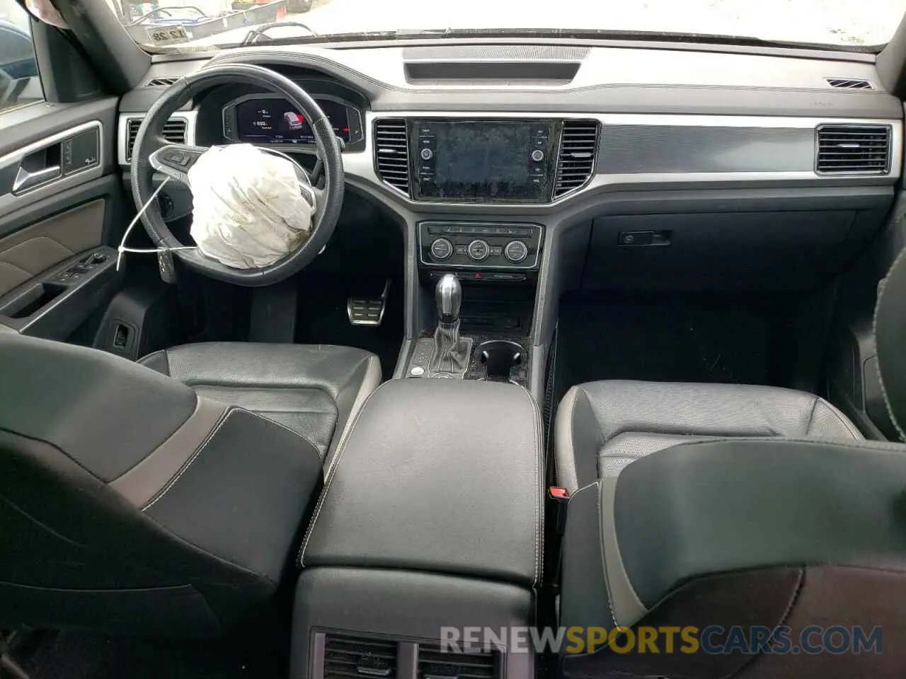 8 Photograph of a damaged car 1V2FE2CA8PC205729 VOLKSWAGEN ATLAS 2023
