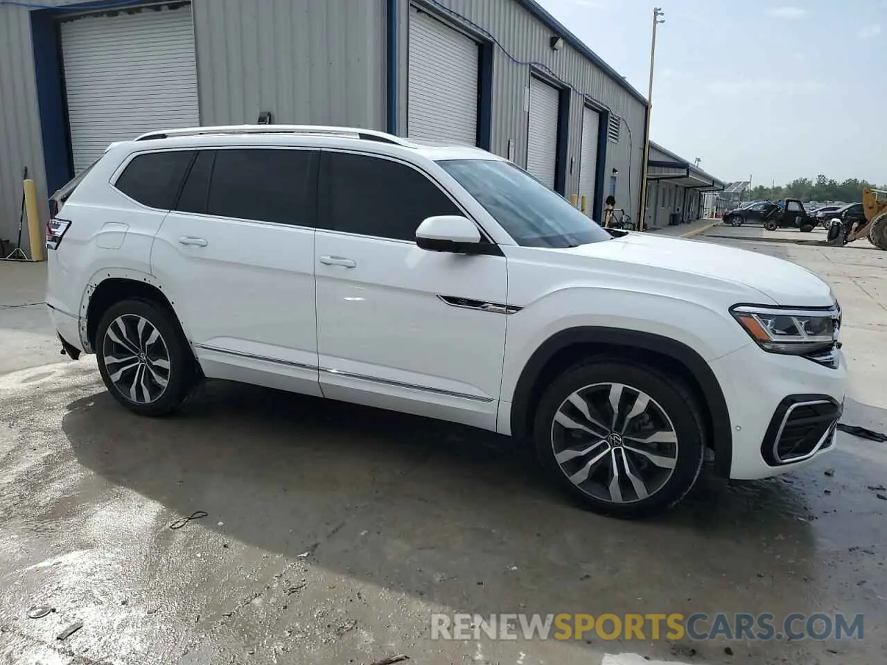 4 Фотография поврежденного автомобиля 1V2FR2CA0PC502644 VOLKSWAGEN ATLAS 2023